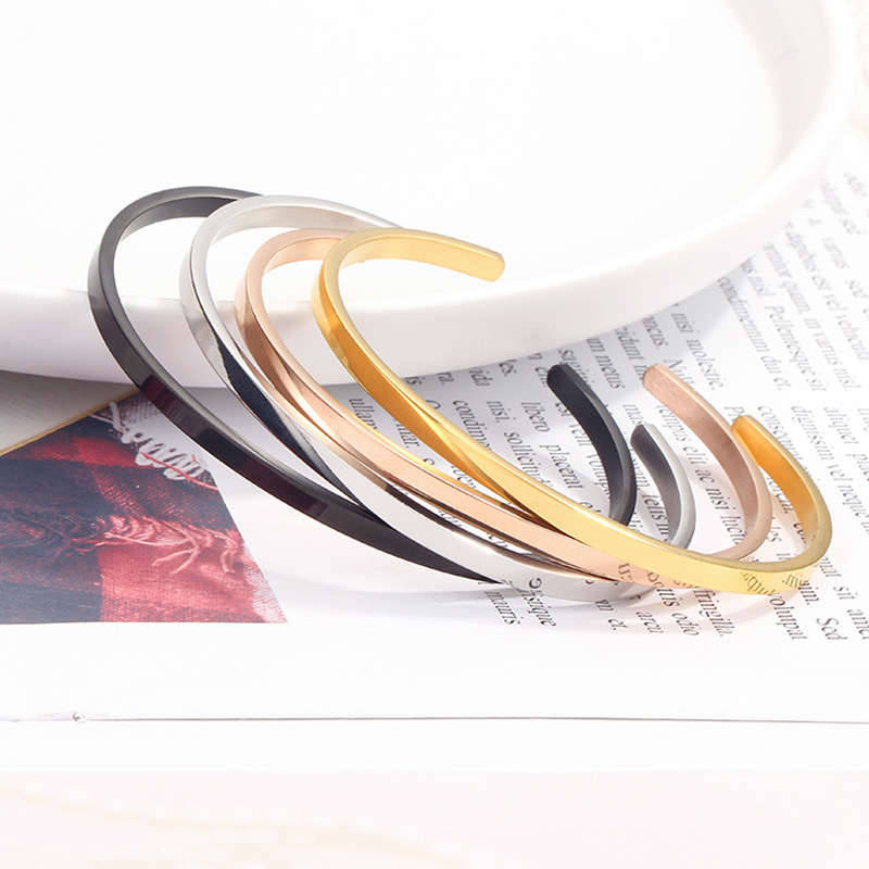 Women's Fashion Simple Glossy Stainless Steel Bracelet - Image 3