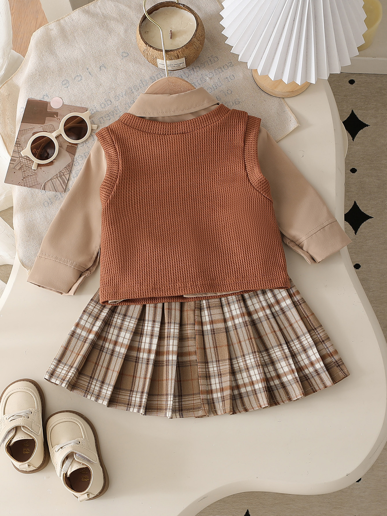 College Style Blouse Knitted Vest Plaid Row Pleated Skirt Set Three-piece Set - Image 4